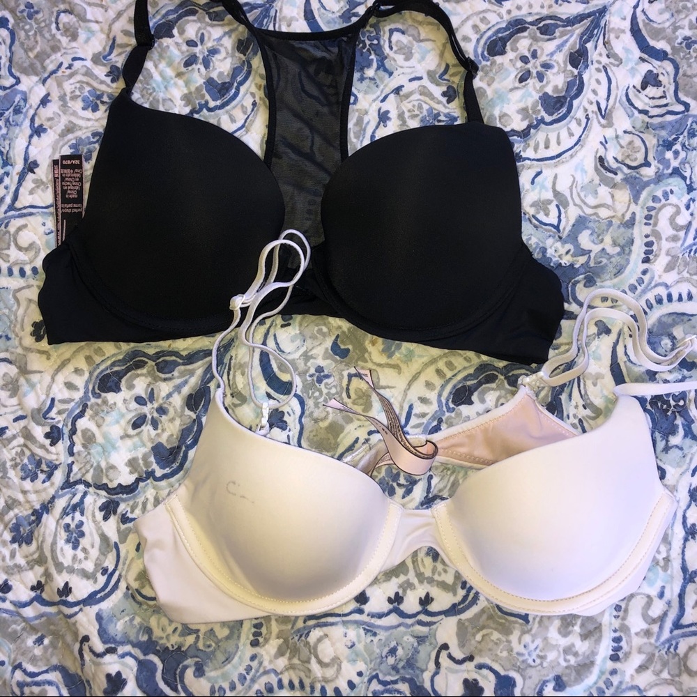 2 Victoria’s secret bras